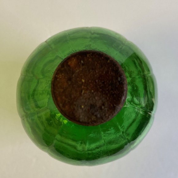 Vintage Argentina Green Glass Bottle with Cap - Picture 13 of 16
